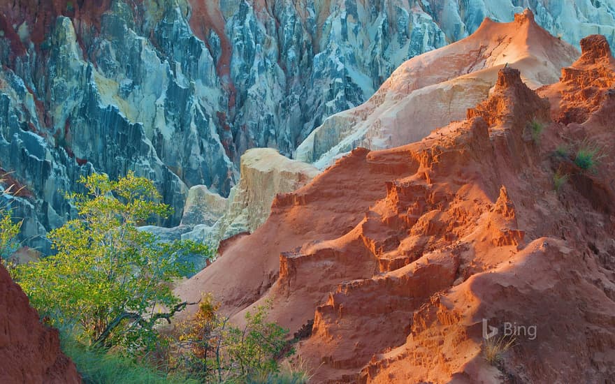 Ankarokaroka canyon in Ankarafantsika National Park, Madagascar