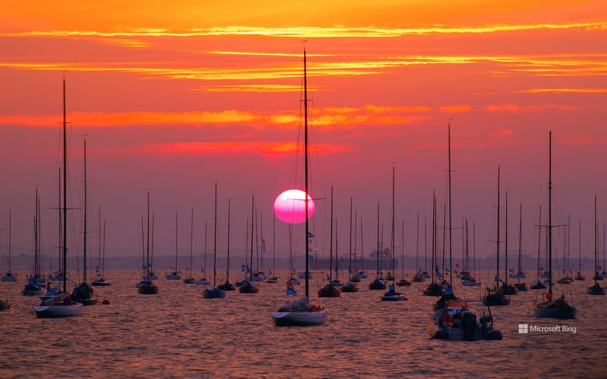 Cowes Harbour, Cowes, Isle of Wight, England